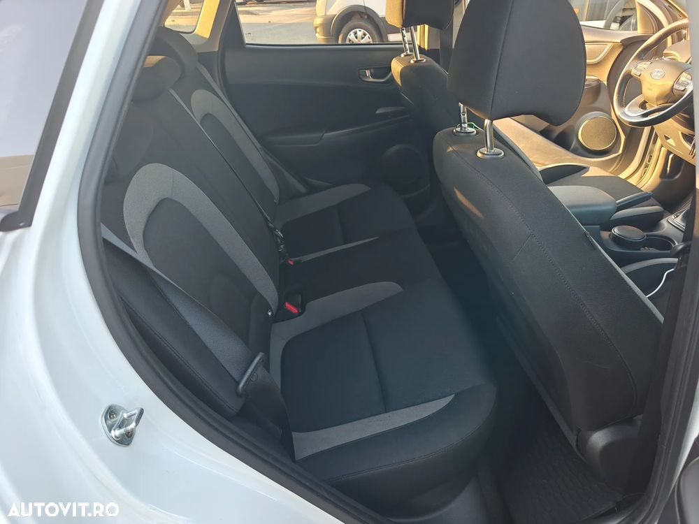 Hyundai KONA 1.0 T-GDI 2WD Highway - 10