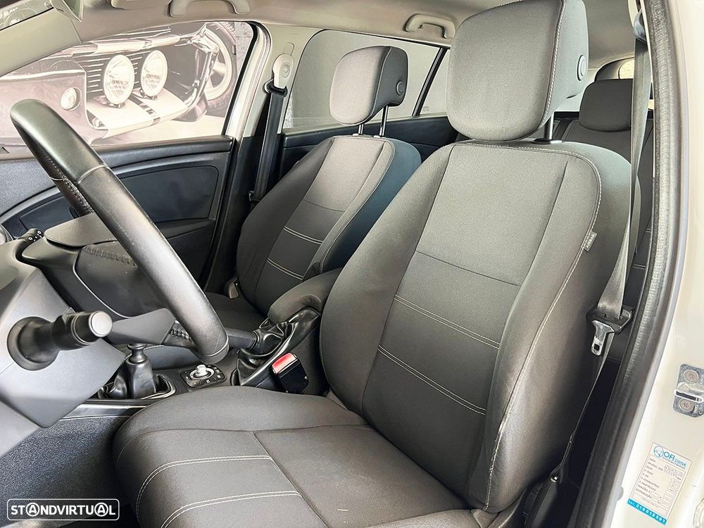 Renault Mégane Sport Tourer 1.5 dCi Confort SS - 8