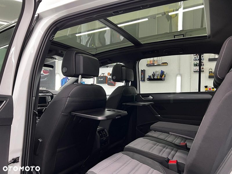 Volkswagen Touran 2.0 TDI SCR Highline - 30