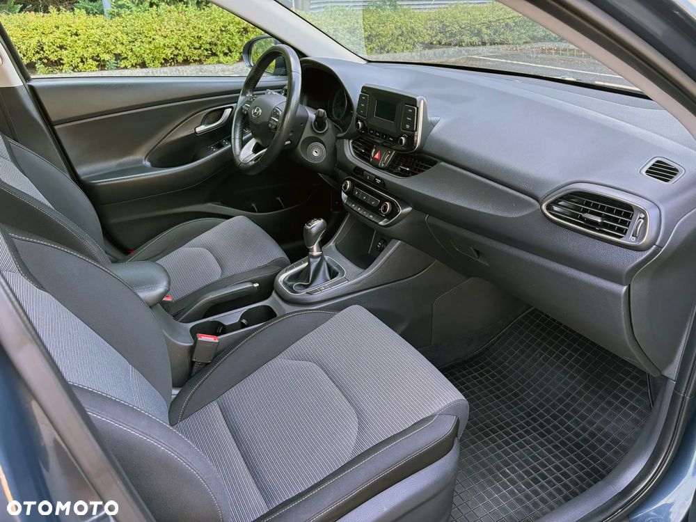 Hyundai i30 1.5 DPI Modern - 11