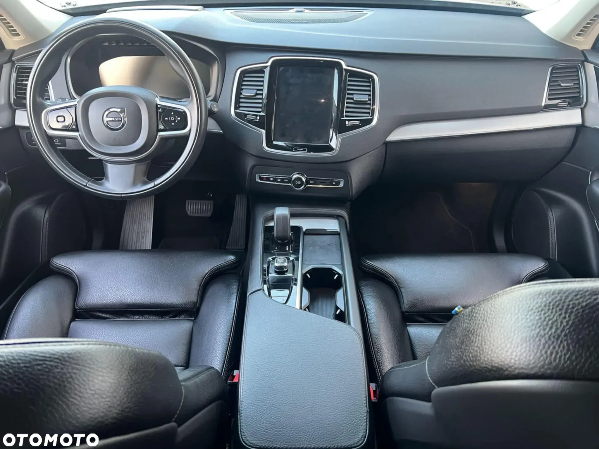 Volvo XC 90 - 22