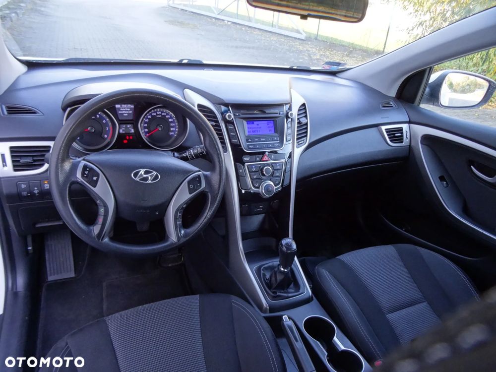 Hyundai i30 - 16