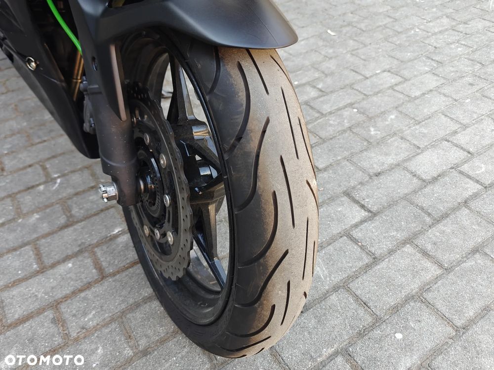 Kawasaki Ninja 400 - 13