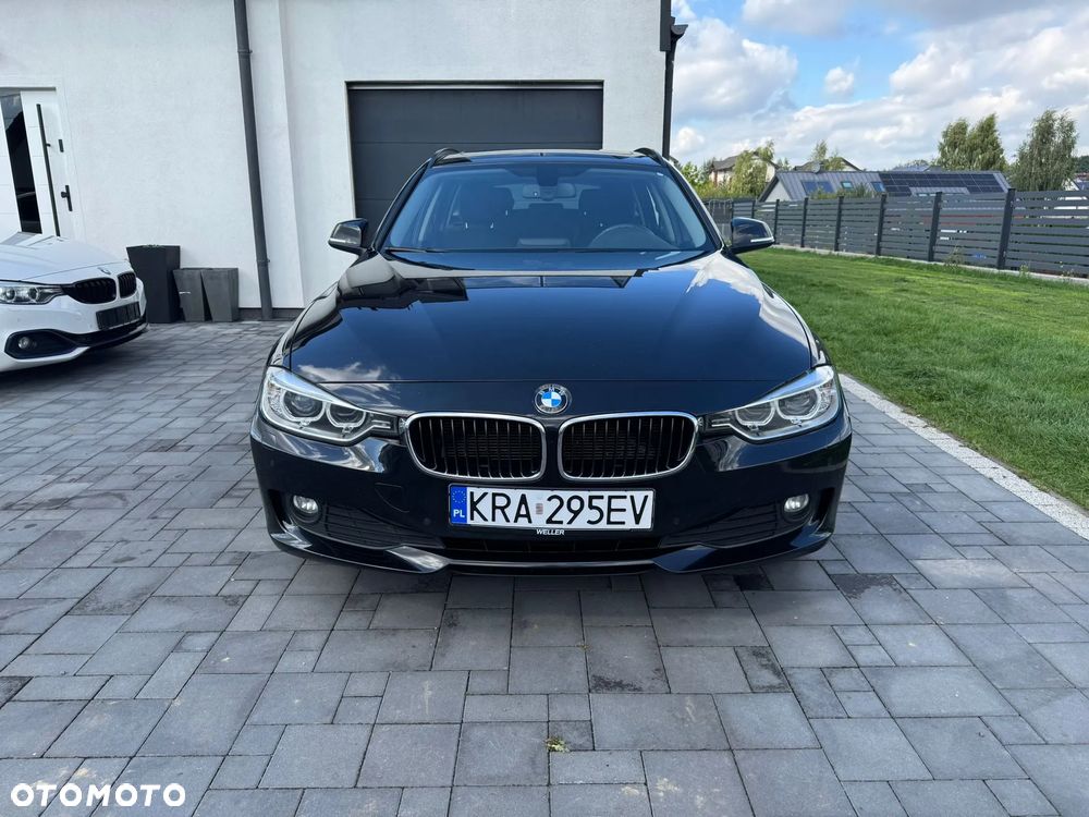 BMW Seria 3 318d Luxury Line - 2