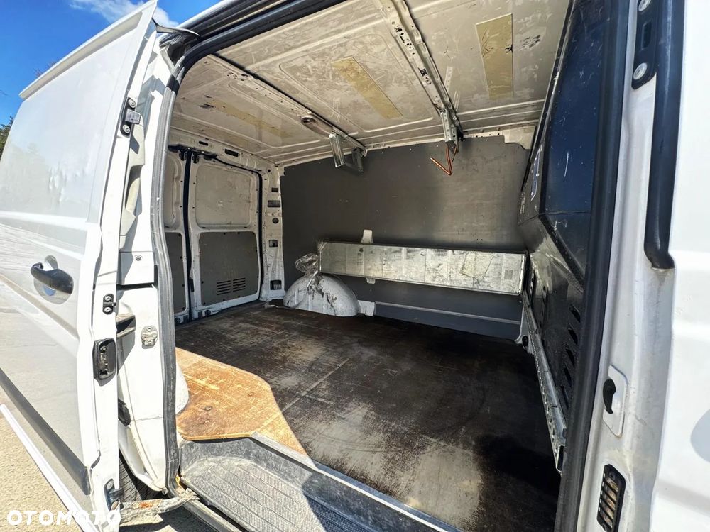 Mercedes-Benz VITO - 8