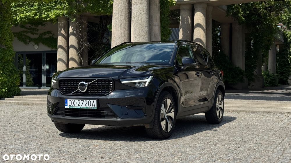 Volvo XC 40 T2 Plus Dark - 2