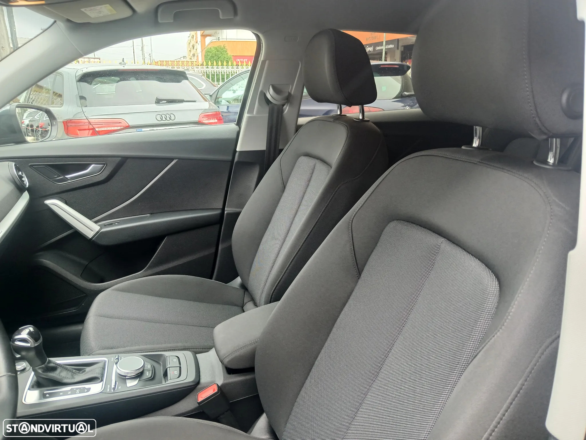Audi Q2 35 TDI Advanced S tronic - 16