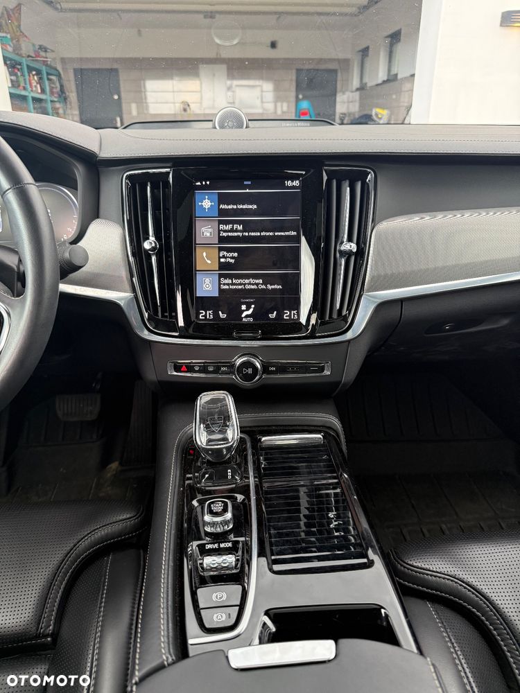 Volvo S90 T8 AWD Plug-In Hybrid Inscription - 11