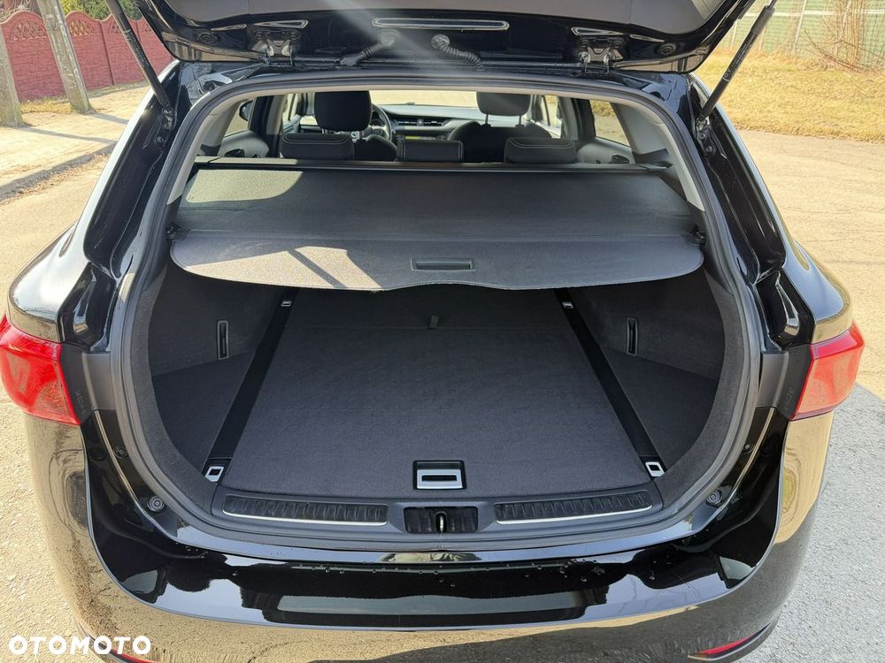 Toyota Avensis - 22