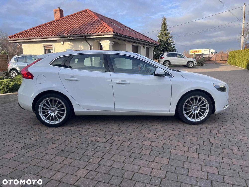 Volvo V40 D2 Momentum - 5