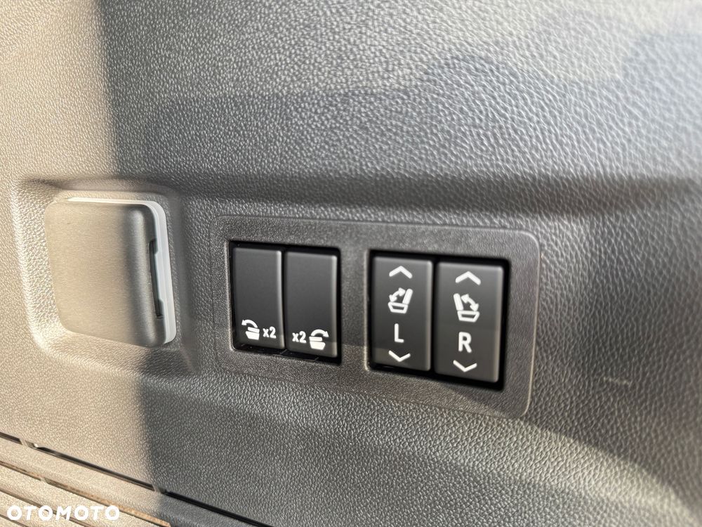 GMC Yukon - 28