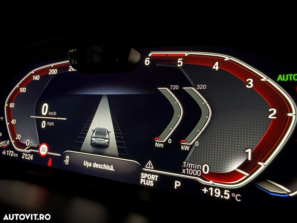 BMW Seria 8 840d xDrive AT MHEV - 31
