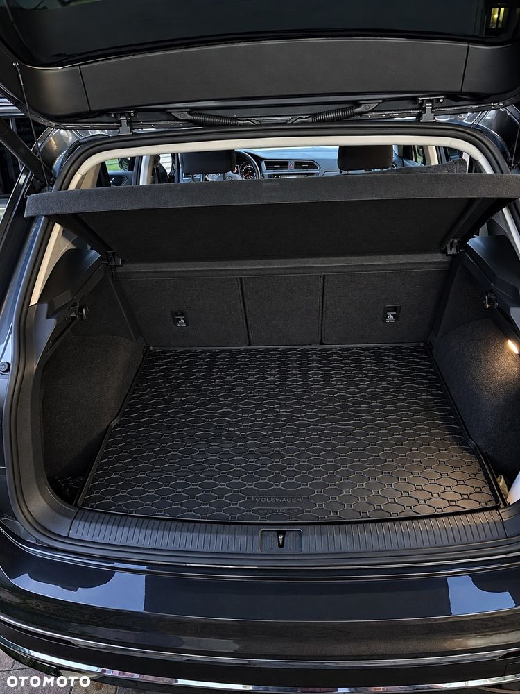 Volkswagen Tiguan - 13