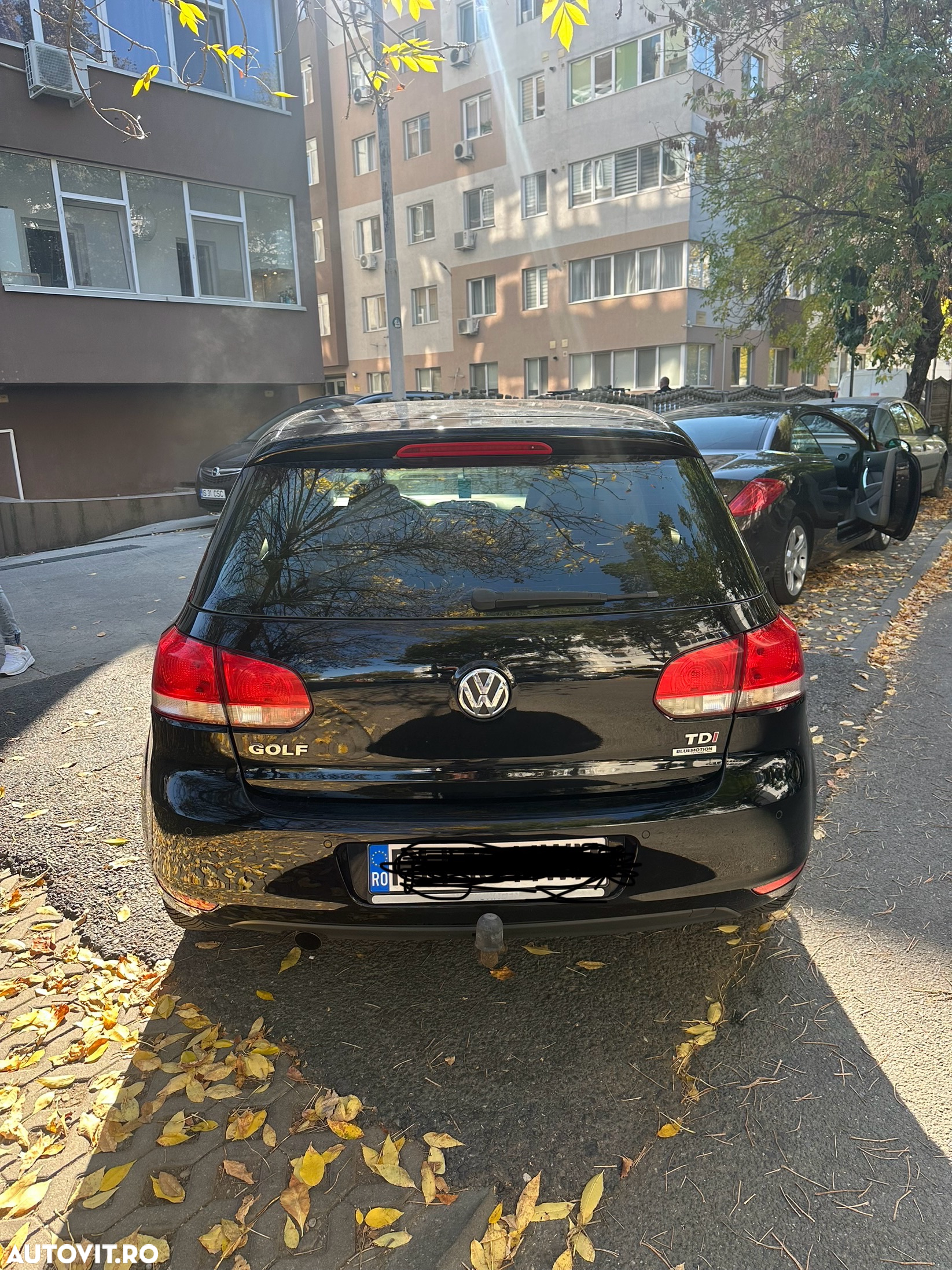 Volkswagen Golf 1.6 TDI BlueMotion Technology DPF Comfortline - 2