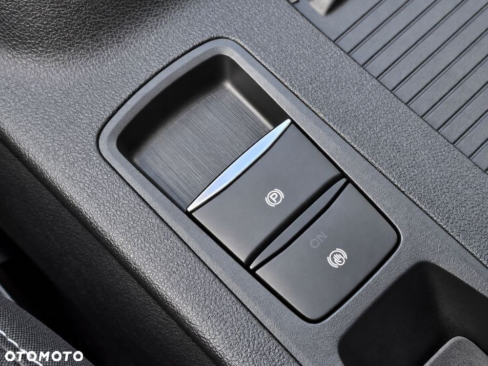 Ford Kuga 1.5 EcoBoost FWD Titanium - 28