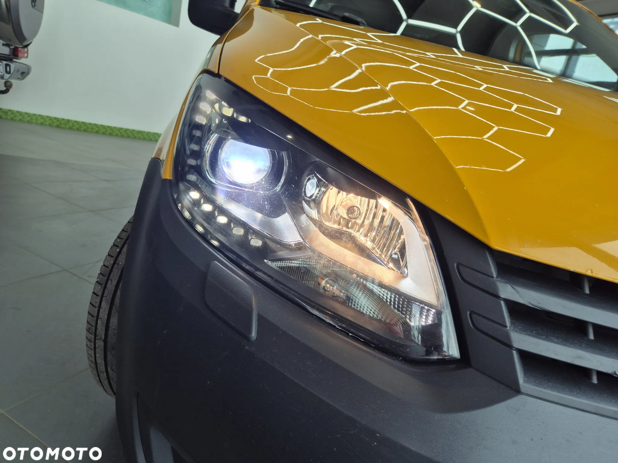 Volkswagen Caddy MAXI 2.0 TDi 4Motion / WEBASTO FABRYCZNE / BEZWYPADKOWY / SERWISOWANY / SUPER STAN! - 19