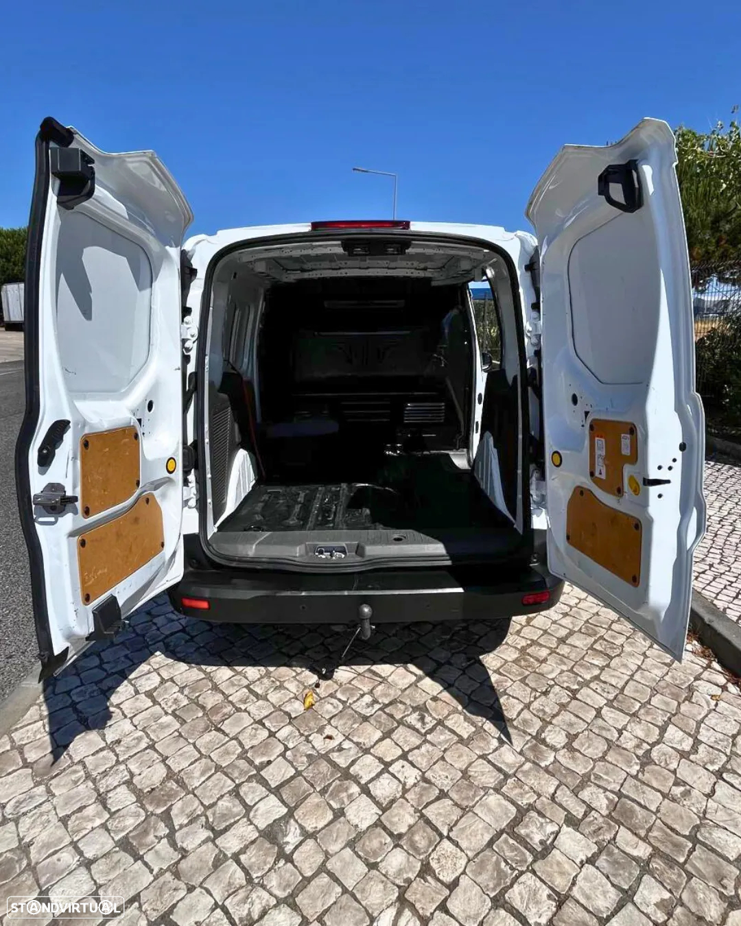 Ford TRANSIT CONNECT 1.5 EcoBlue L1 Trend - 22
