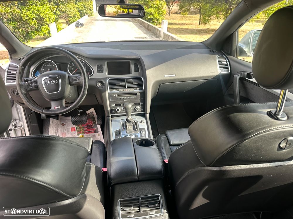 Audi Q7 3.0 V6 TDi quattro S-line Tiptronic - 28