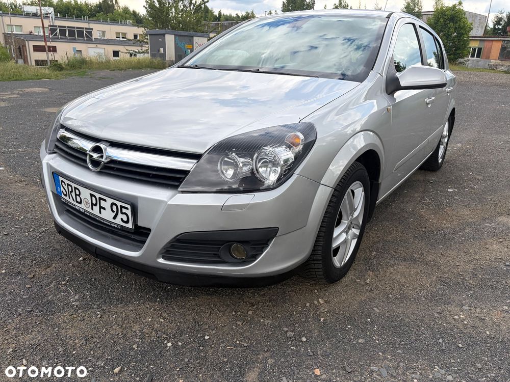Opel Astra 1.6 Essentia - 2