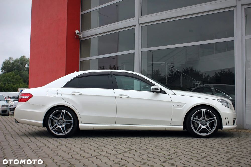 Mercedes-Benz Klasa E 63 AMG - 6