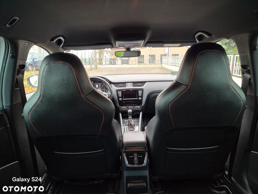 Skoda Octavia 2.0 TDI RS Challenge DSG - 6