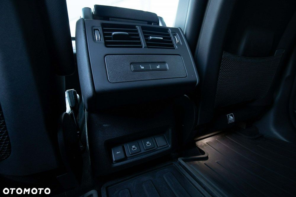 Land Rover Discovery - 38