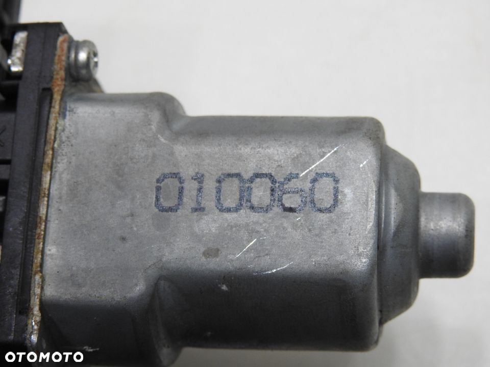 MECHANIZM SILNICZEK SZYBY LEWY TYŁ MITSUBISHI ASX - 8
