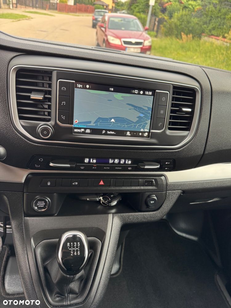 Opel Vivaro - 31