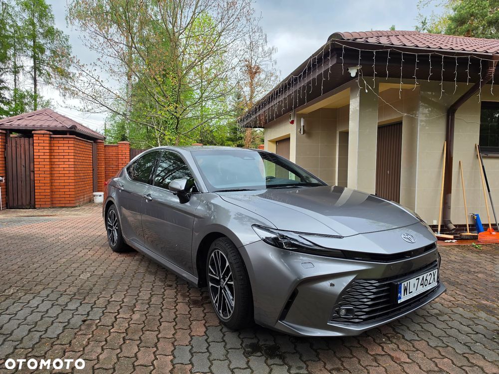 Toyota Camry 2.5 Hybrid Dynamic Force Executive e-CVT - 3
