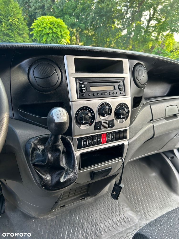 Iveco Daily - 24