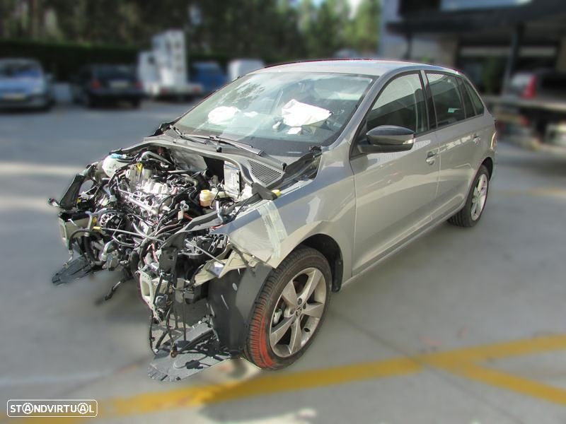 Skoda Favorit 1.2 i (89cv) de 2016 - Peças Usadas (5643) - 2