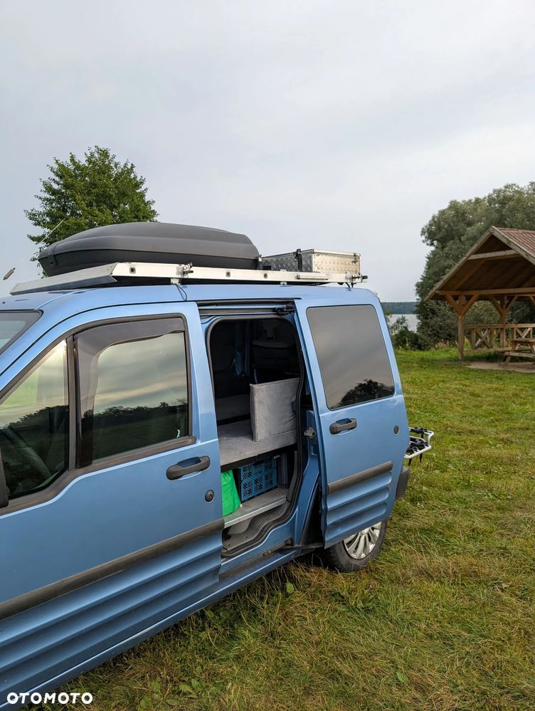 Ford Tourneo Connect - 15
