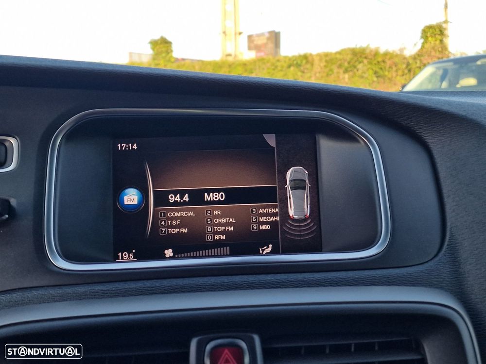 Volvo V40 Cross Country 2.0 D3 - 33