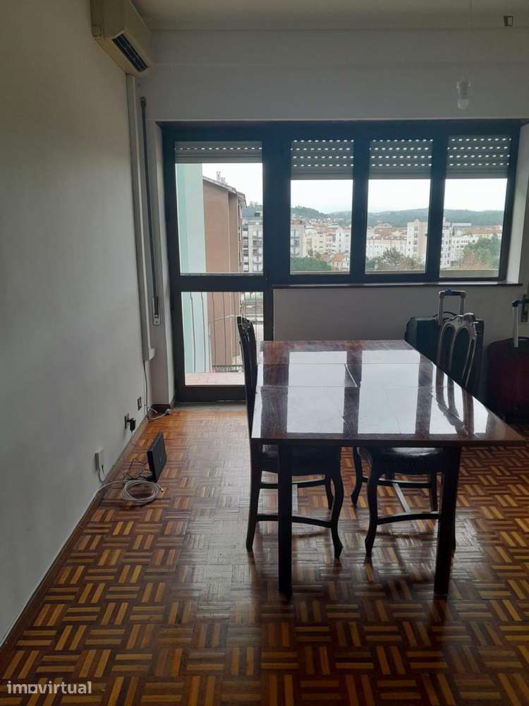 Quarto - localizado em Bairro do Sol Coimbra - Grande imagem: 4/11