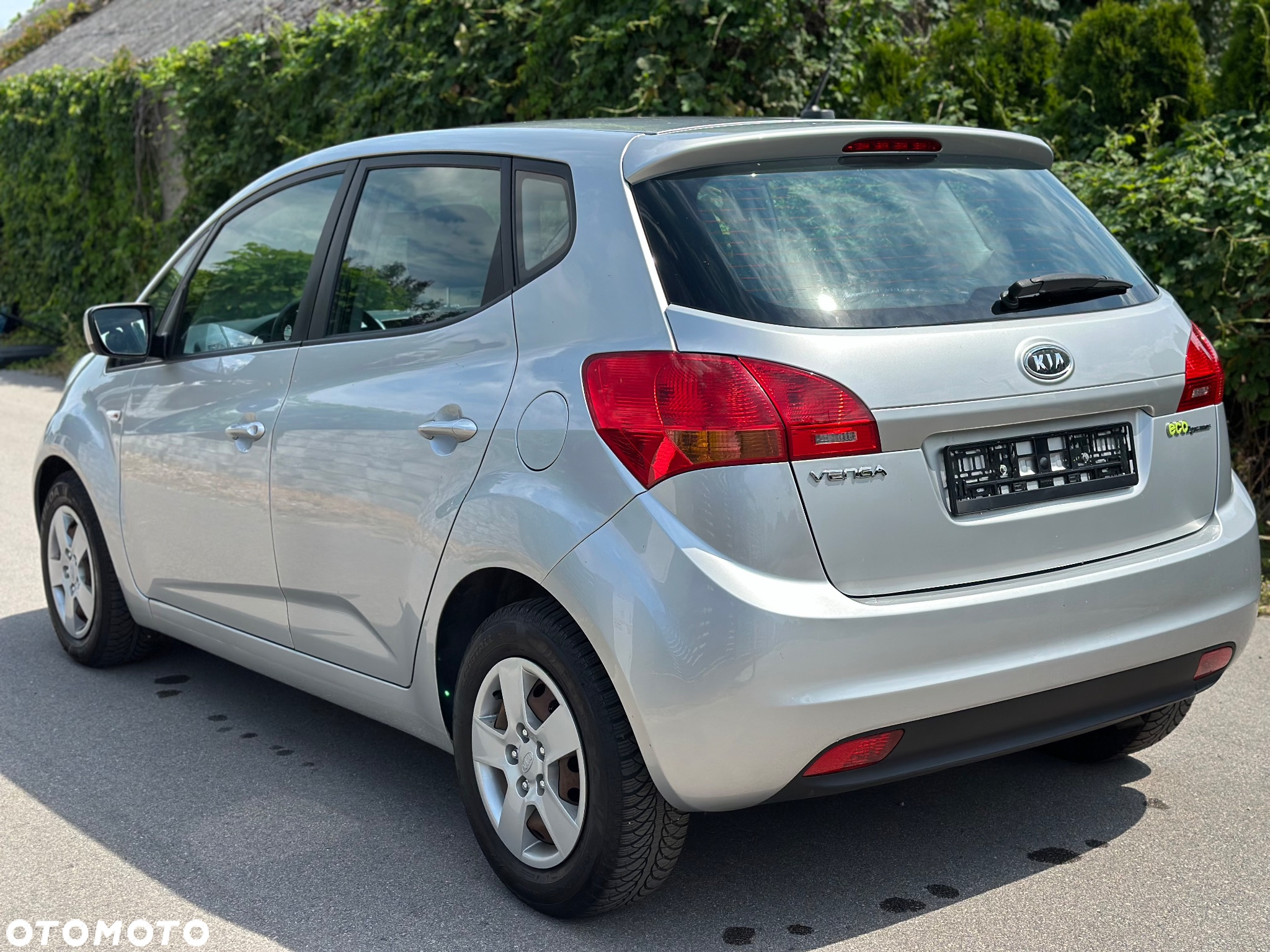 Kia Venga 1.6 CRDi 128 Vision - 12