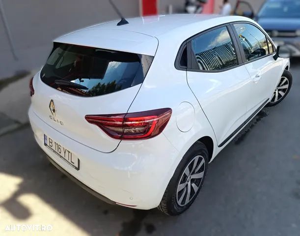 Renault Clio 2023 photo 5