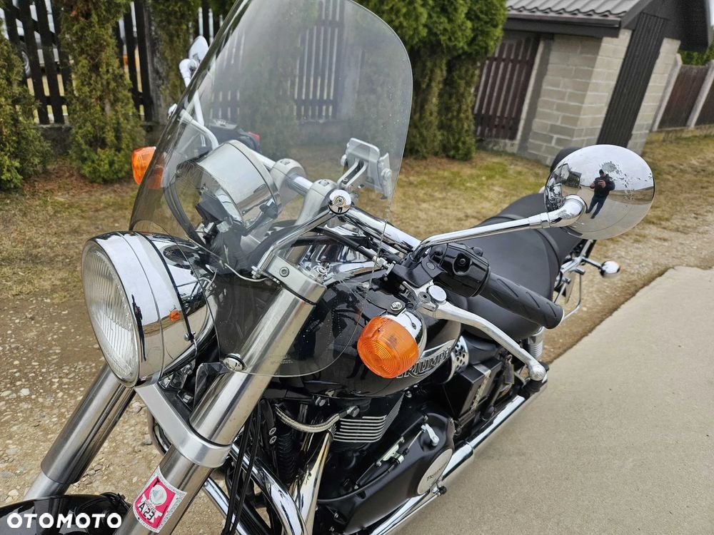Triumph Speedmaster - 24