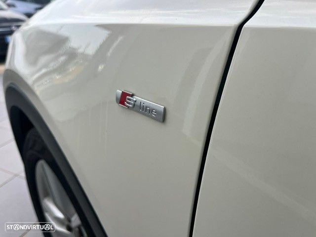 Audi Q3 2.0 TDi quattro S-line S-tronic - 8