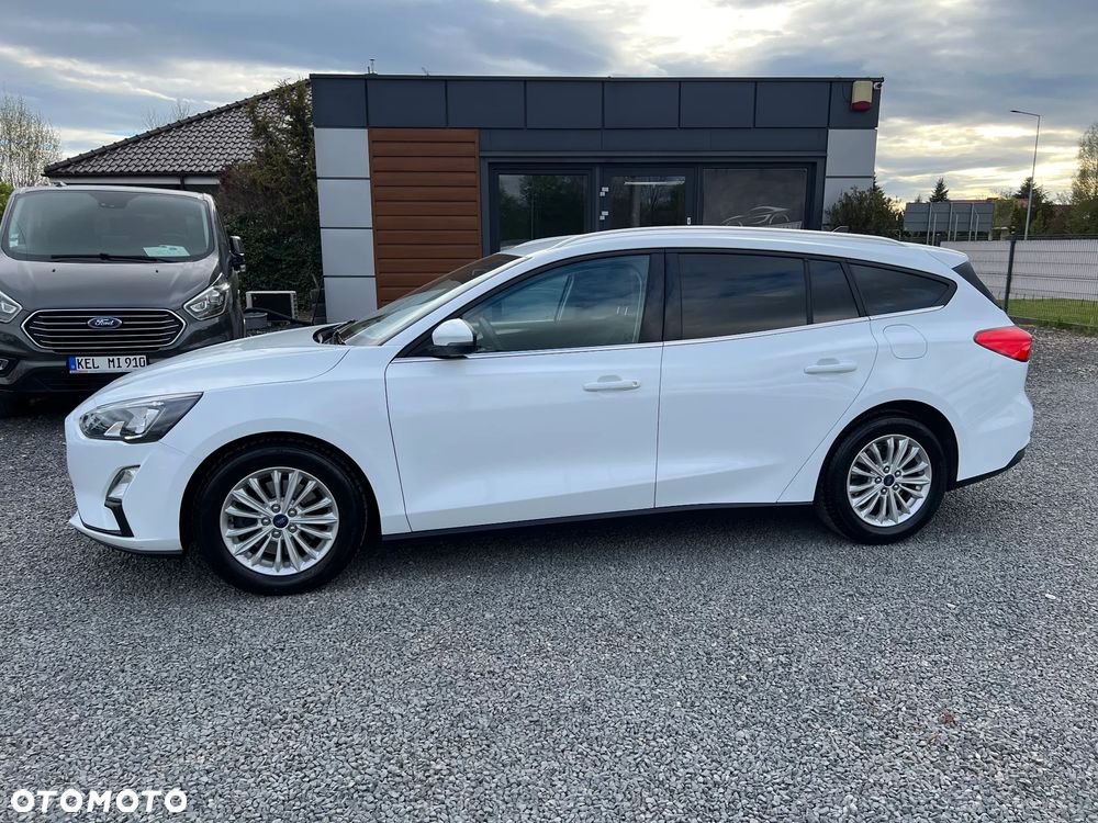Ford Focus 1.5 EcoBlue STart-Stopp-System TITANIUM - 3