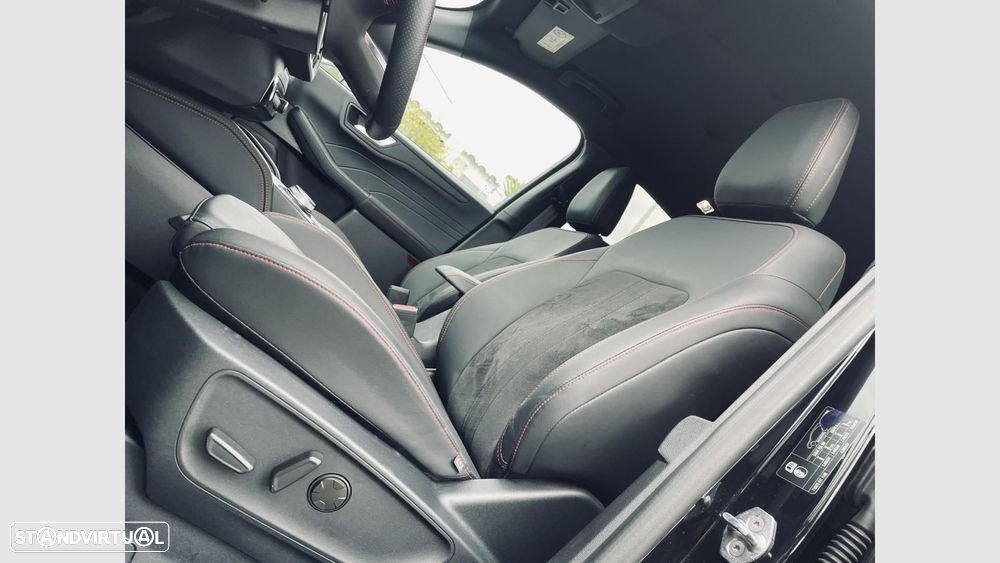 Ford Kuga 2.5 PHEV ST-Line X - 11