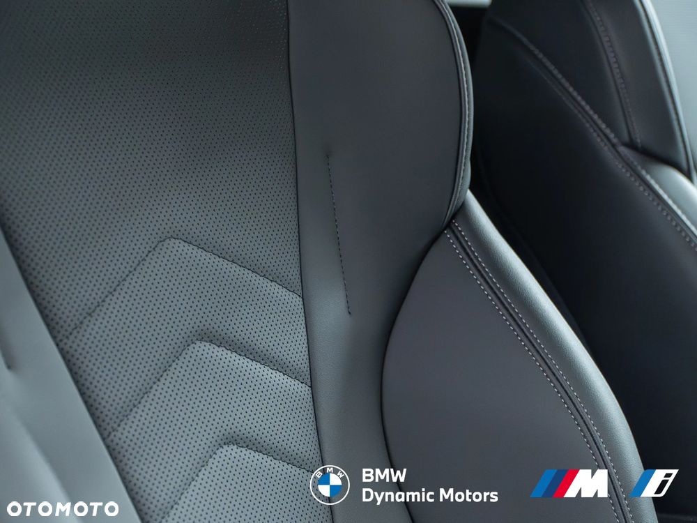 BMW X1 sDrive18i xLine - 26