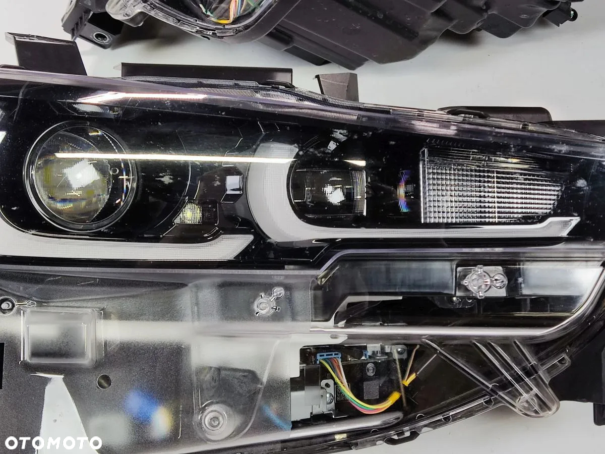 MAZDA CX5 od 2021r Lampa Przód Prawa Lewa - 5