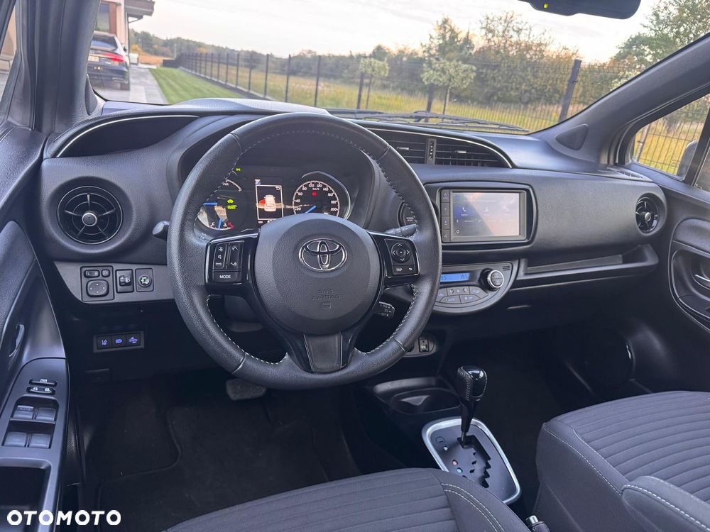 Toyota Yaris - 17