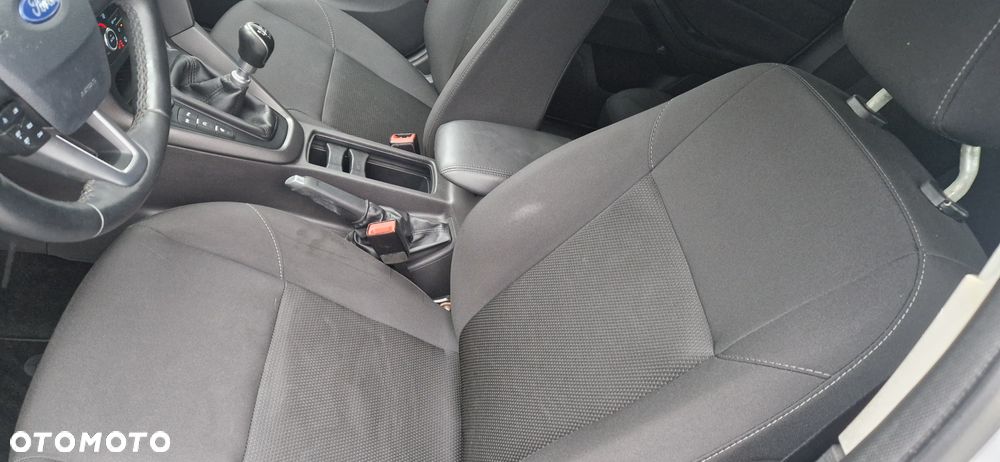 Ford Focus 1.5 TDCi DPF Start-Stopp-System Titanium - 15