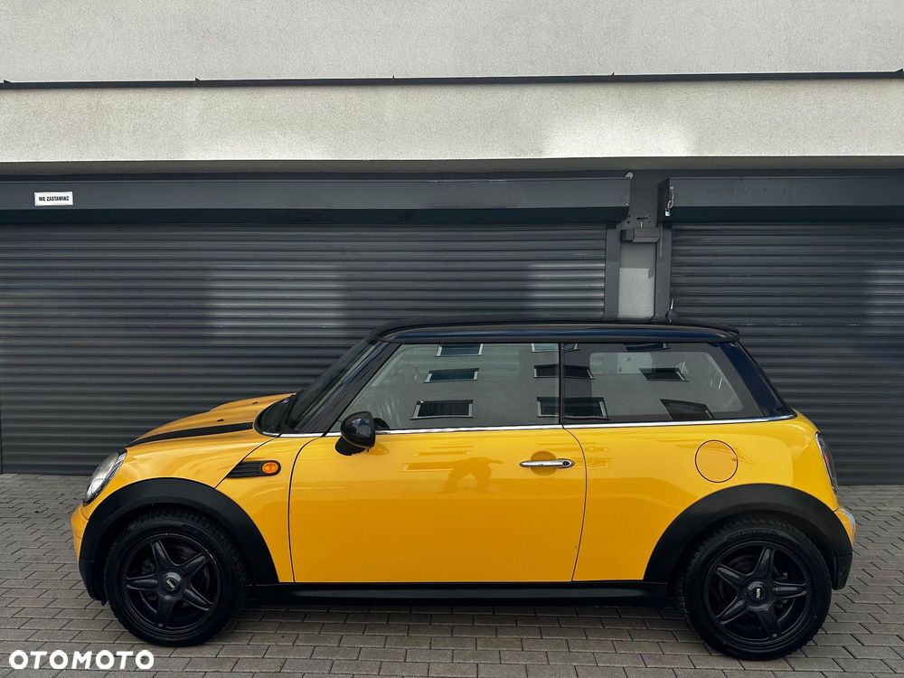 MINI ONE - 19