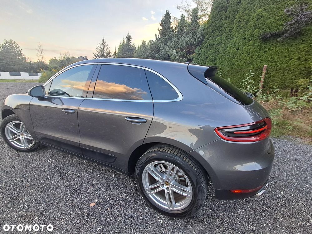 Porsche Macan - 25