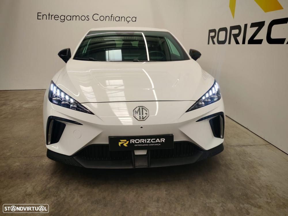 MG MG4 64 kWh Luxury - 23