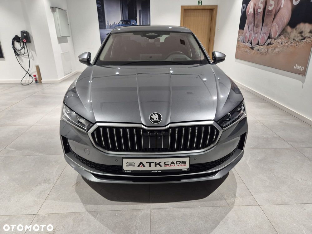 Skoda Superb 2.0 TDI L&K DSG - 2