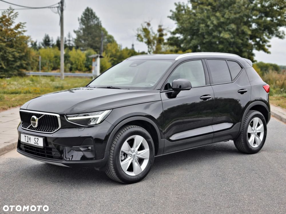 Volvo XC 40 B3 B DKG Ultra Black Edition - 11