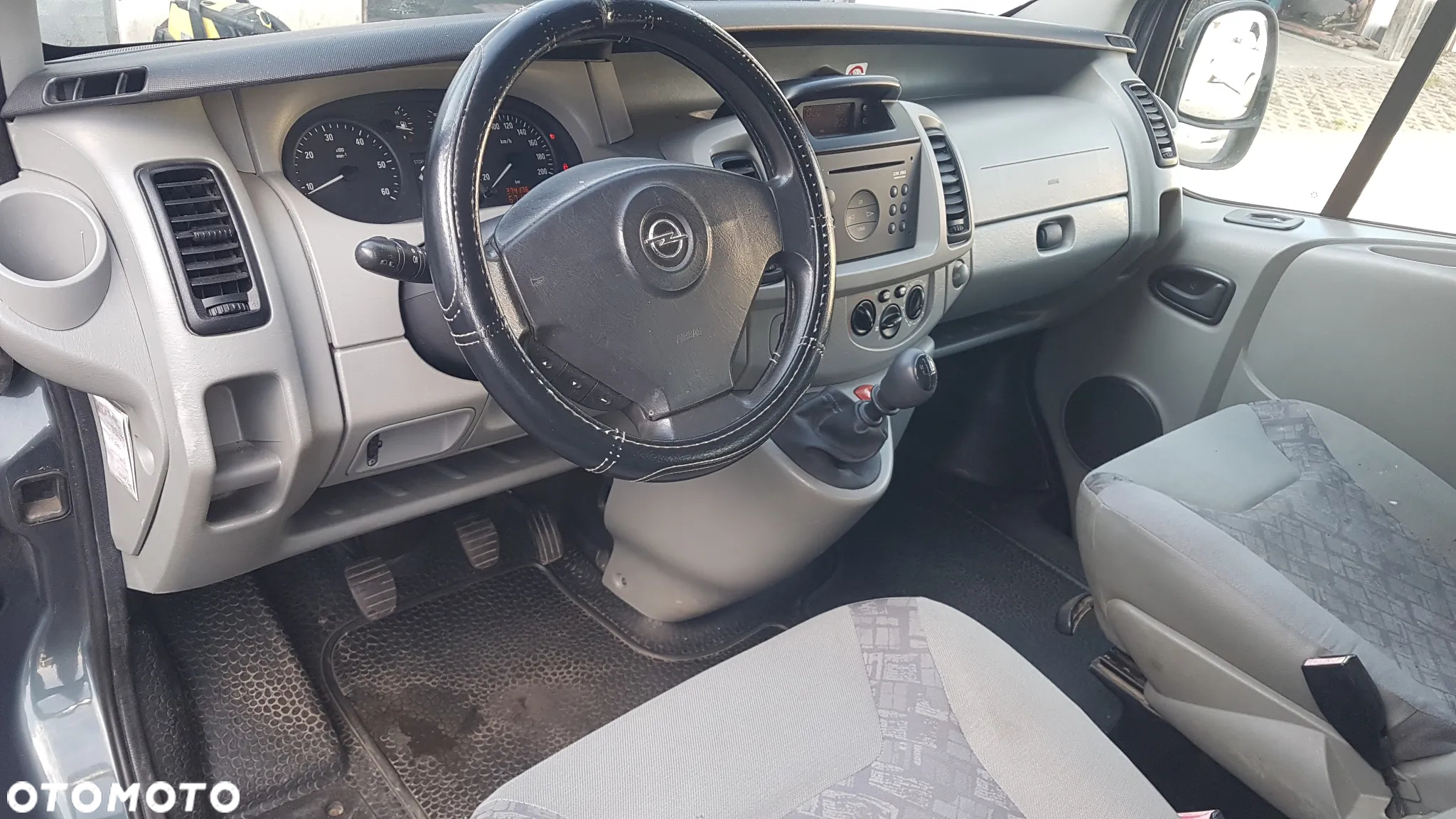 Opel Vivaro 1.9 cdti - 14